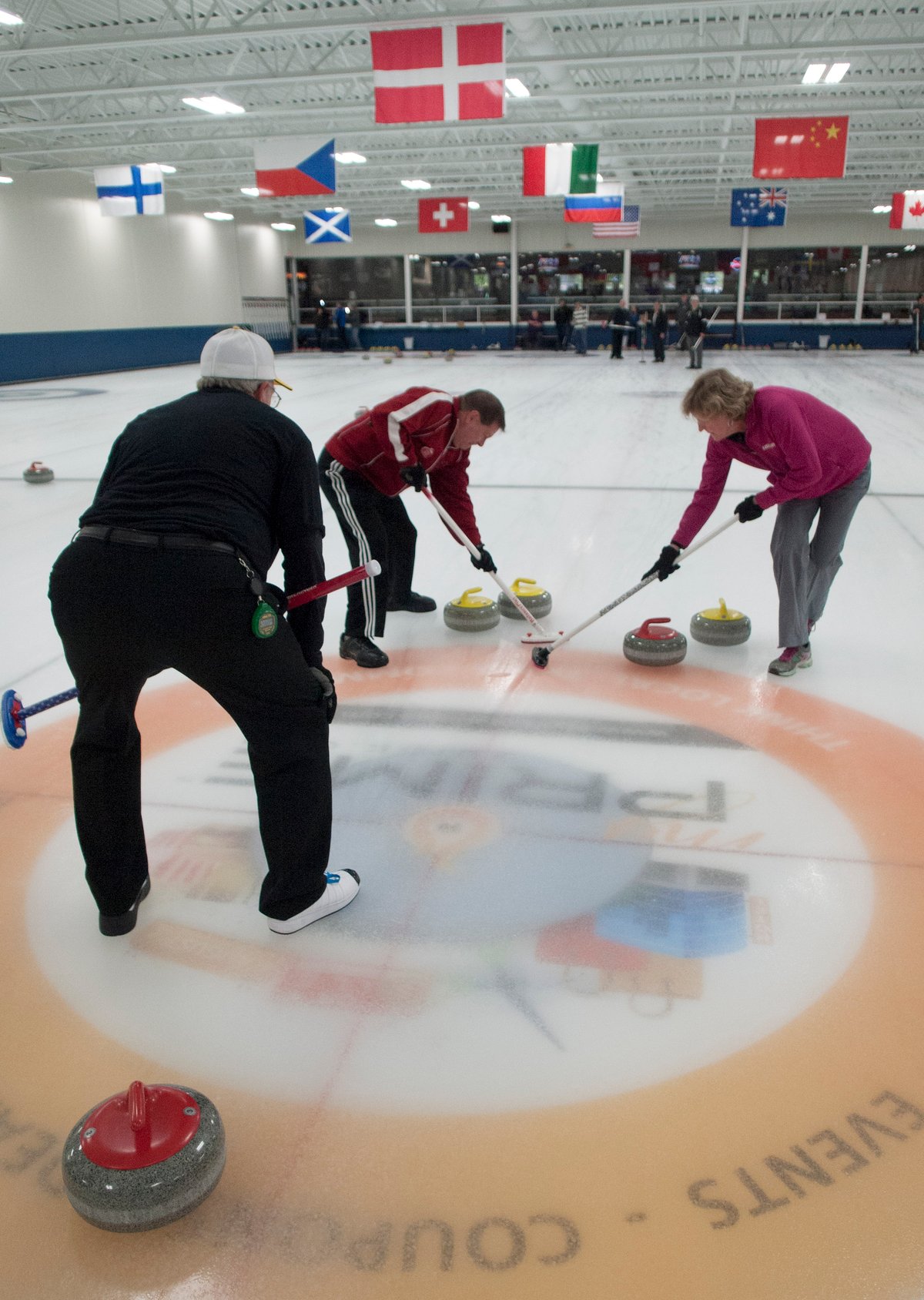 Four Seasons Curling Club Blaine, Minnesota – Has hosted World Qualifiers, Nationals and the USA Olympic Team