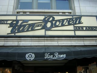 Van Boven