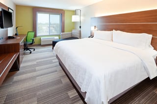 Holiday Inn Express & Suites Clovis, an IHG Hotel