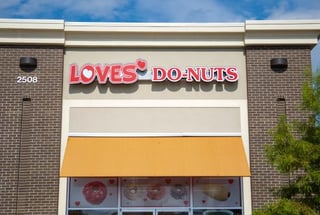 Loves Donuts