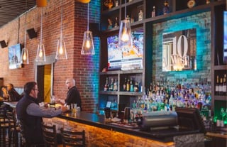 10 West Restaurant & Bar