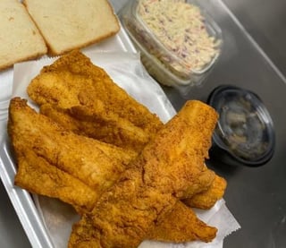 Horace and Dickies Seafood of Waldorf