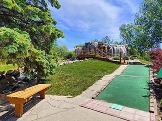 Parkside Mini Golf