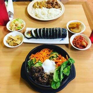 Choi's Restaurant