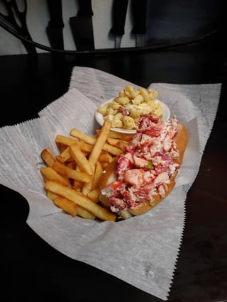 Charlies Pub