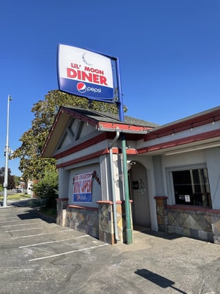 Lil’ Moon Diner