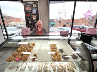 Dot's Candy Bar