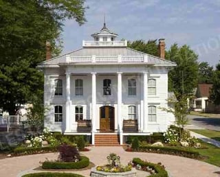 Lester House