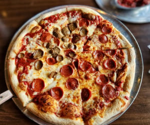Oz Pizza- Fairburn