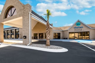 Clarion Pointe