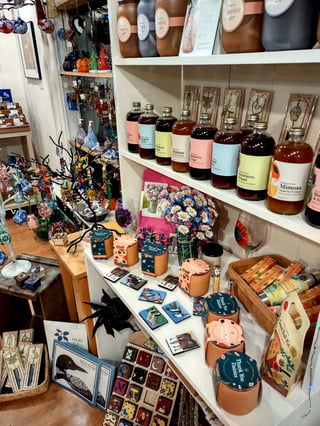 Creative Connections Gift Shop & Gallery