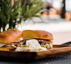 Divicious Deli & Coffee Shop