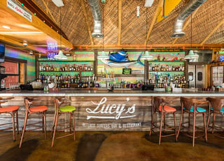 Lucy's Retired Surfers Bar & Restaurant