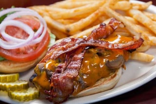 DJ's Dugout - Bellevue