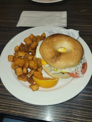 AALTOS Garden Cafe