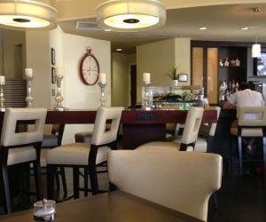Harvard & Main, Bar And Bistro