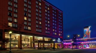 DoubleTree by Hilton Lansing 