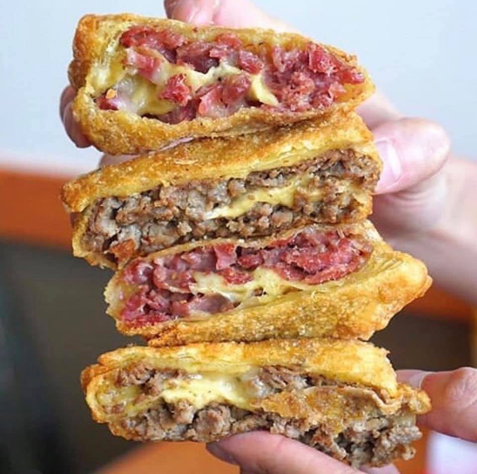 Lefty's Cheesesteak