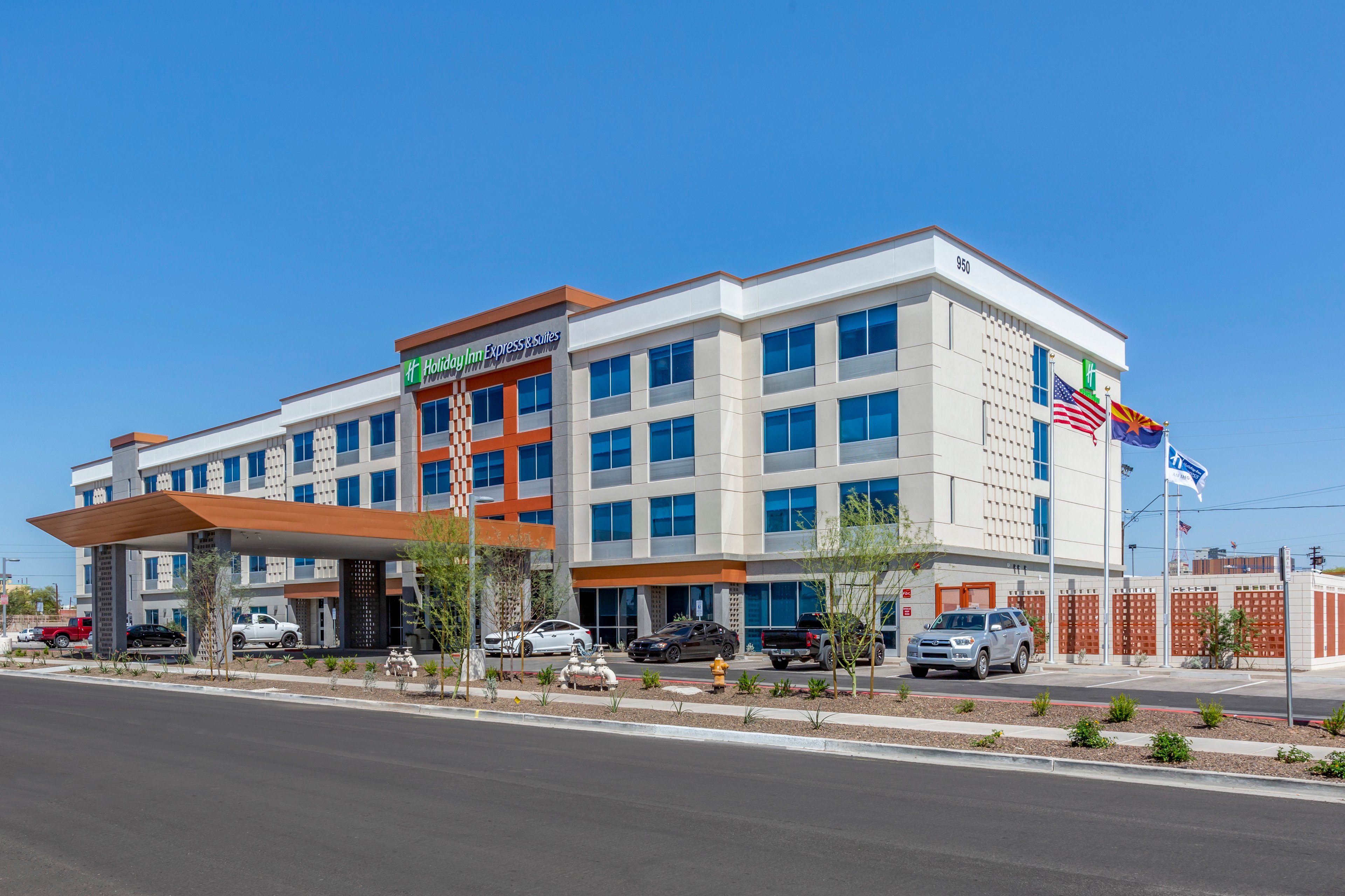 Holiday Inn Express & Suites Phoenix Downtown - State Capitol