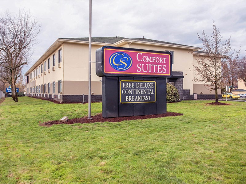 Comfort Suites (Van Mall)