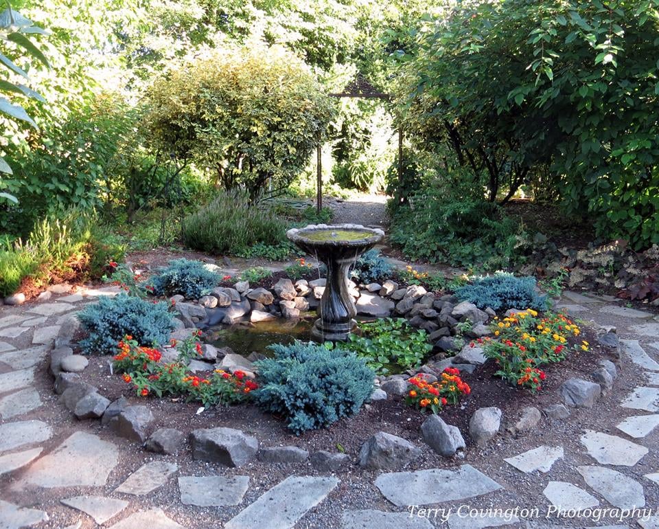 NatureScaping Wildlife Botanical Gardens