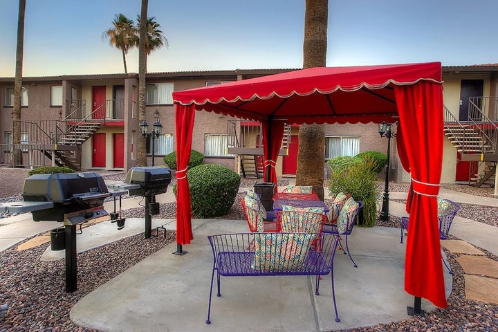 Scottsdale Park Suites