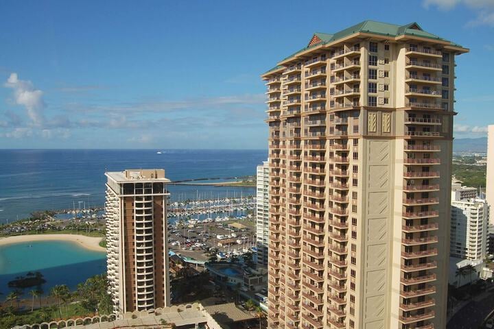 Hilton Grand Vacations Club Grand Waikikian Honolulu