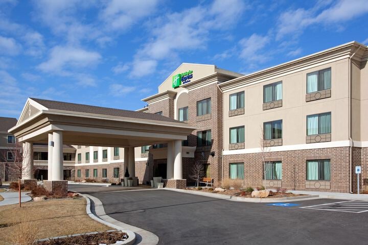 Holiday Inn Express & Suites Salt Lake City West Valley, an IHG Hotel