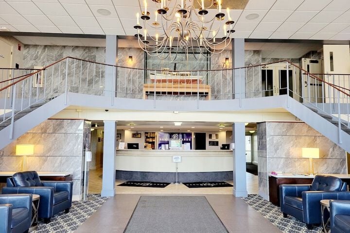 Bangor Grande Hotel & Conference Center