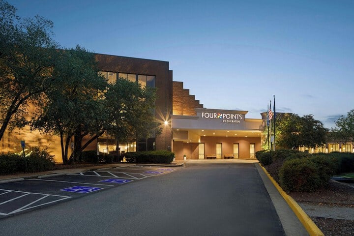 Four Points by Sheraton Richmond Airport