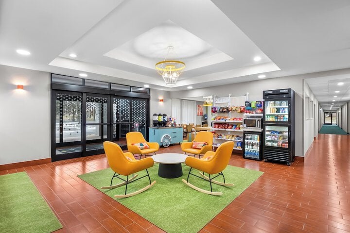 Comfort Inn & Suites University South