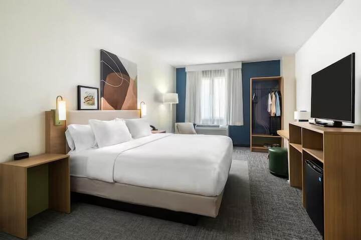 Sleep Inn & Suites