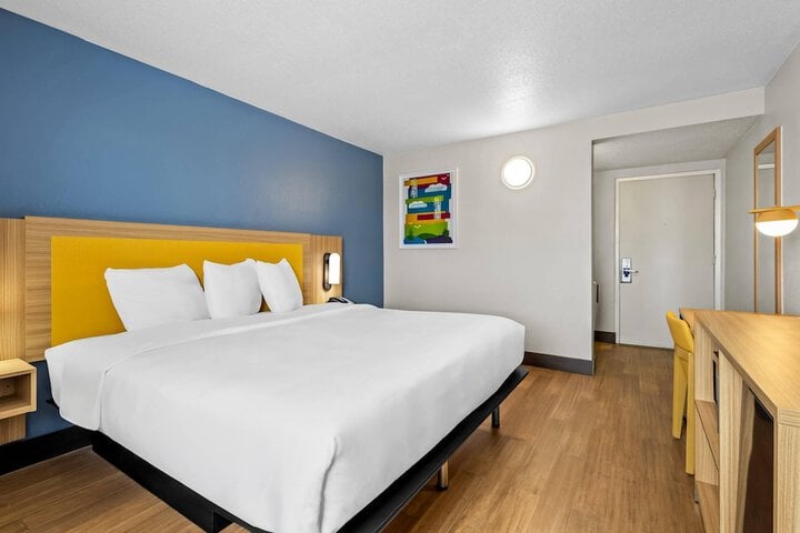 Park Inn by Radisson, Fargo West Acres
