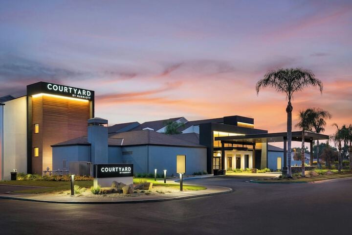 Courtyard Fresno