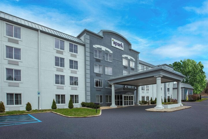 Baymont by Wyndham Grand Rapids N/Walker