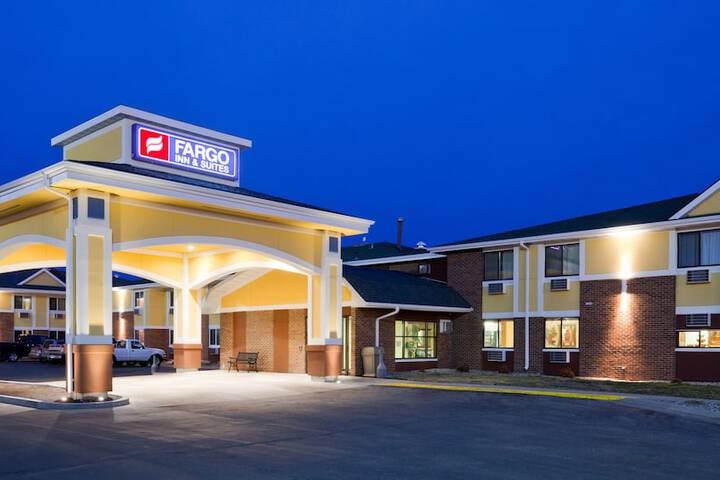 Fargo Inn & Suites
