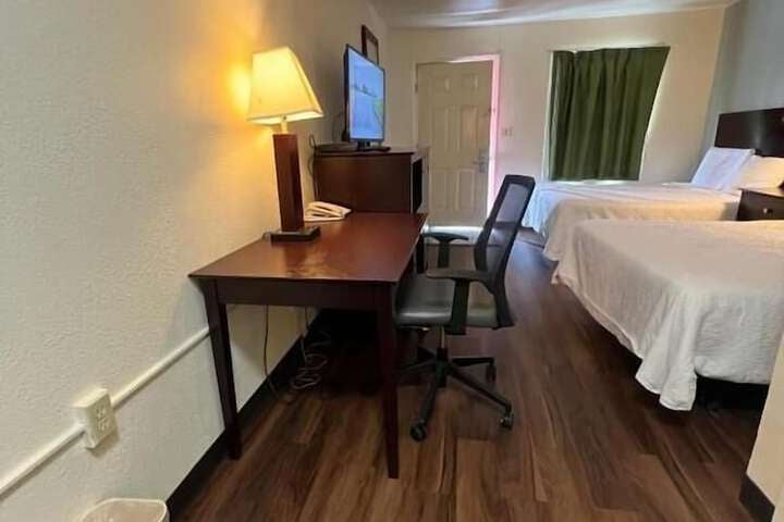 Riverside Motel