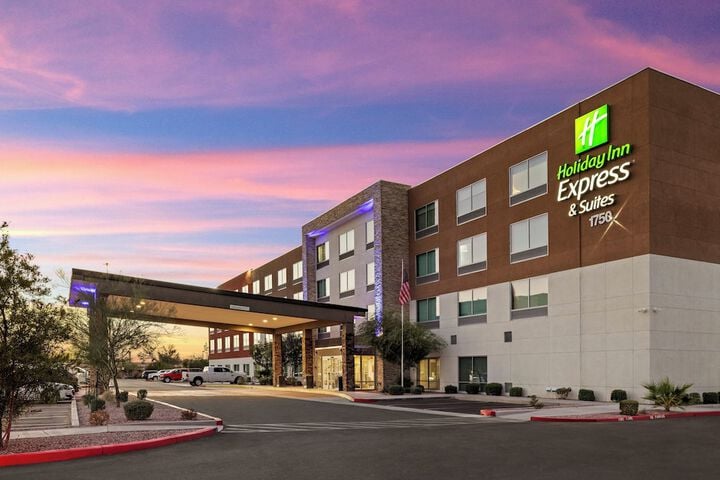 Holiday Inn Express & Suites Phoenix West Tolleson, an IHG Hotel