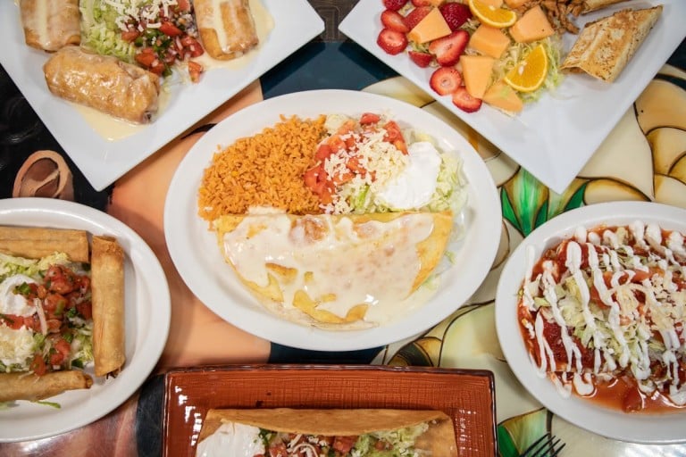 El Azteca Mexican Restaurant