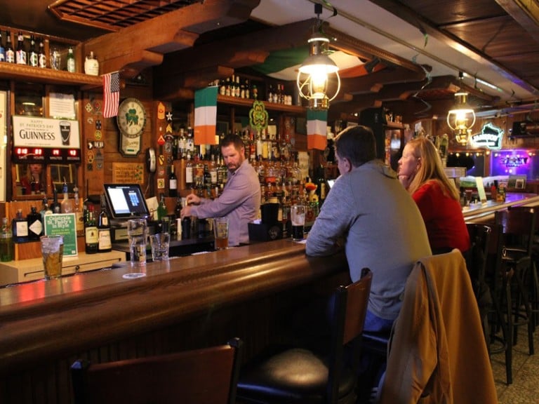 McGuinness Irish Pub