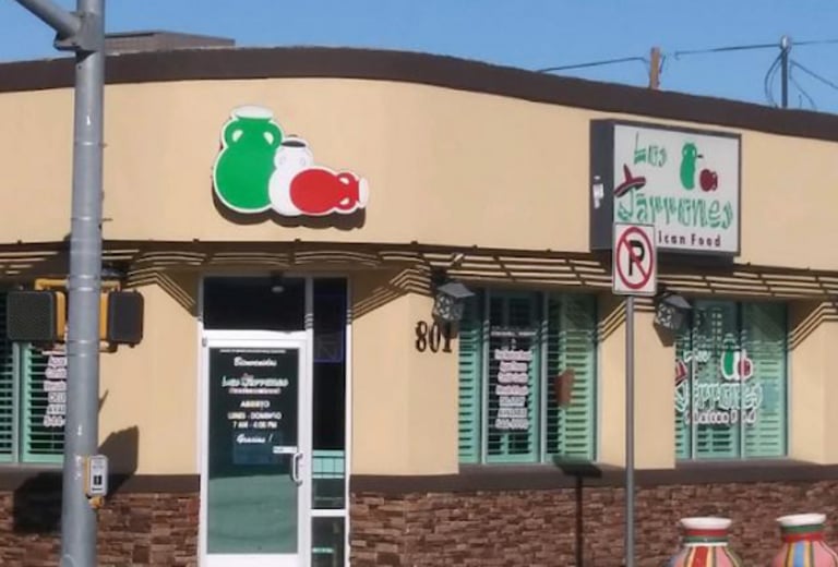 Los Jarrones Mexican Food