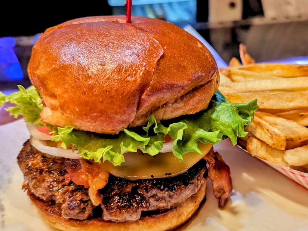 Brinstar Arcade Bar and Grill