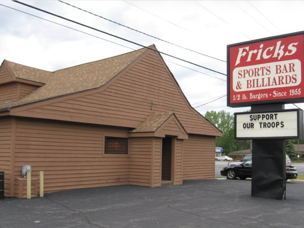 Frick's Sports Bar Midland