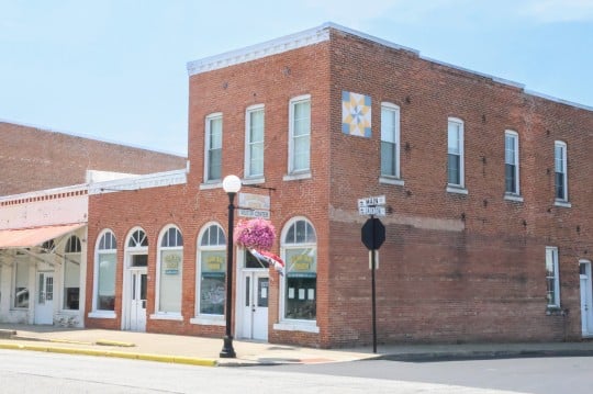 Yellow Trail Museum and Visitors Information Center