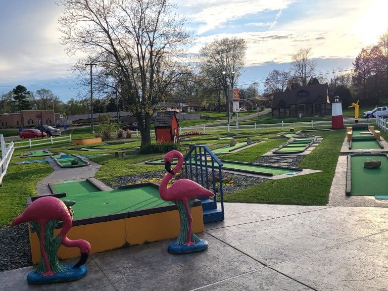 Pro Putt Miniature Golf