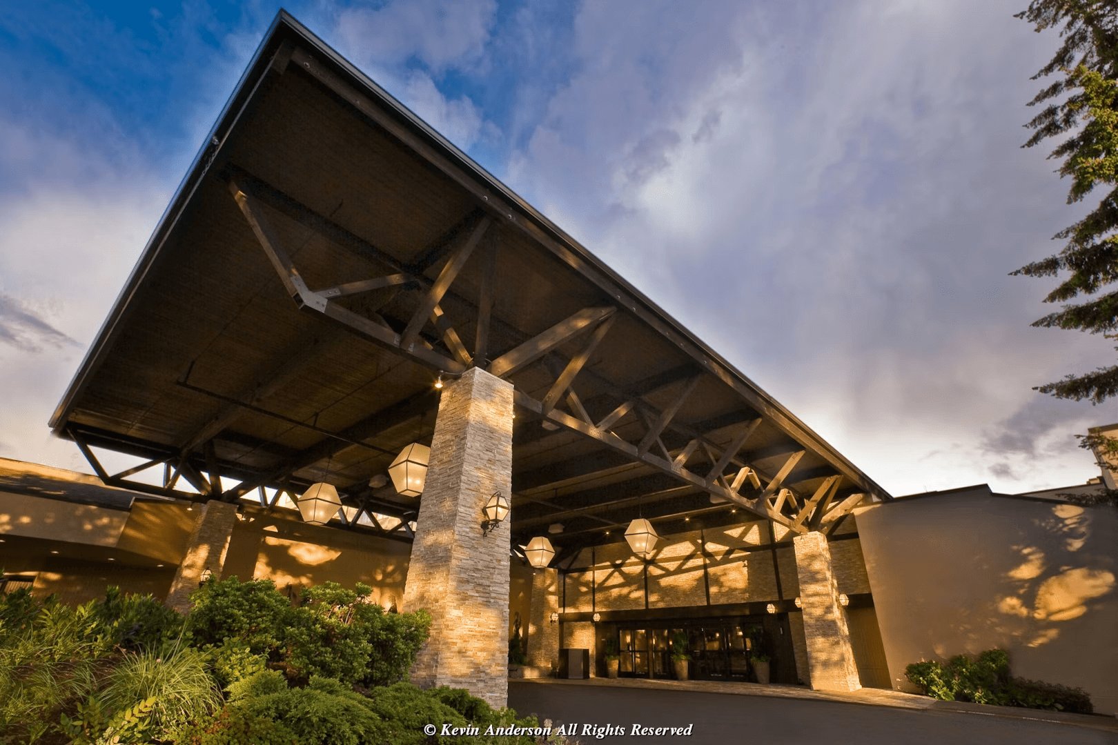 Aqua Terra (Hotel Restaurant)