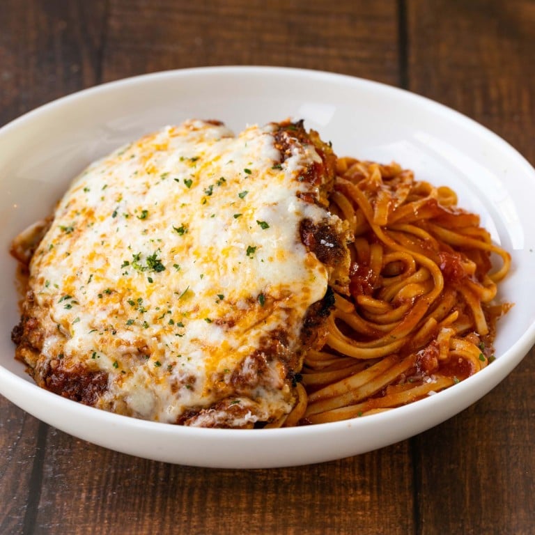 A Tavola Restaurant & Wine Bar