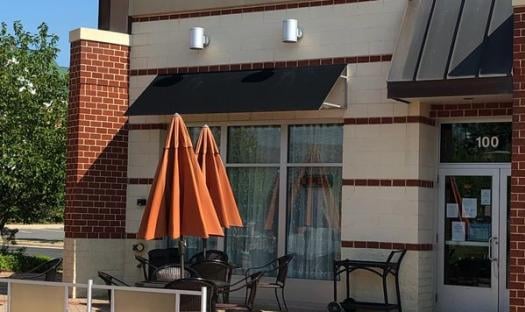 Yen's Kitchen & Sushi Bar