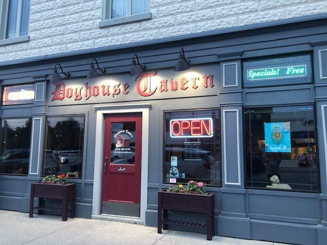 Doghouse Tavern