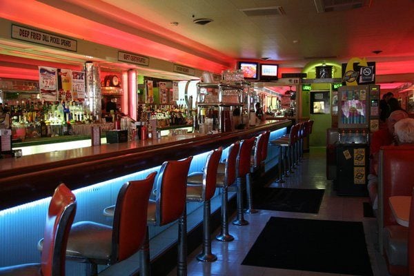 Palms Krystal Bar & Grill/Chicken in the Rough